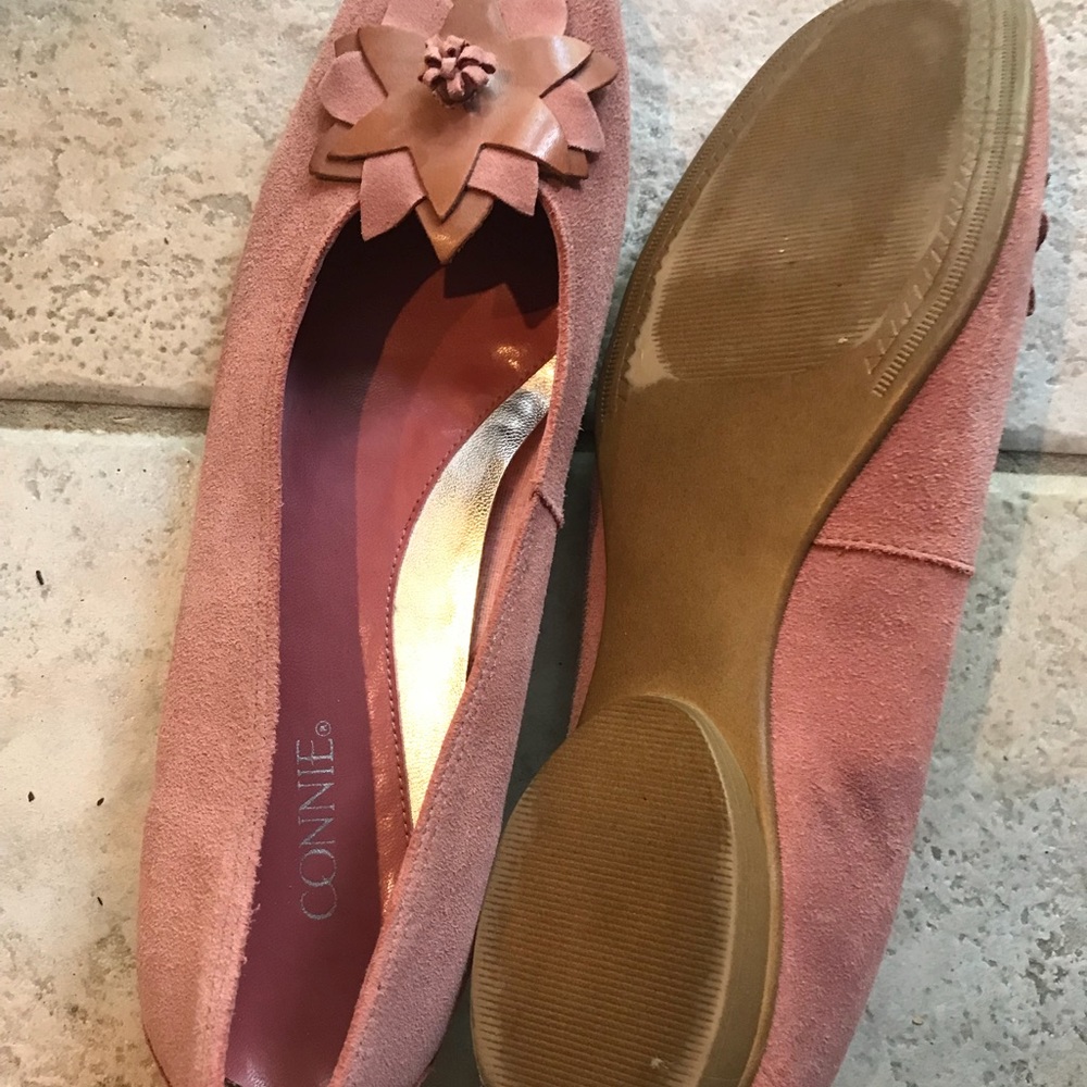 Pink flower flats